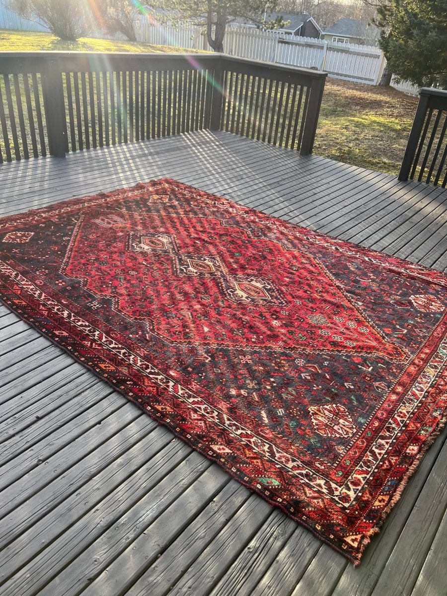 Persian Shiraz Rug | 10' 1" x 7' 6"