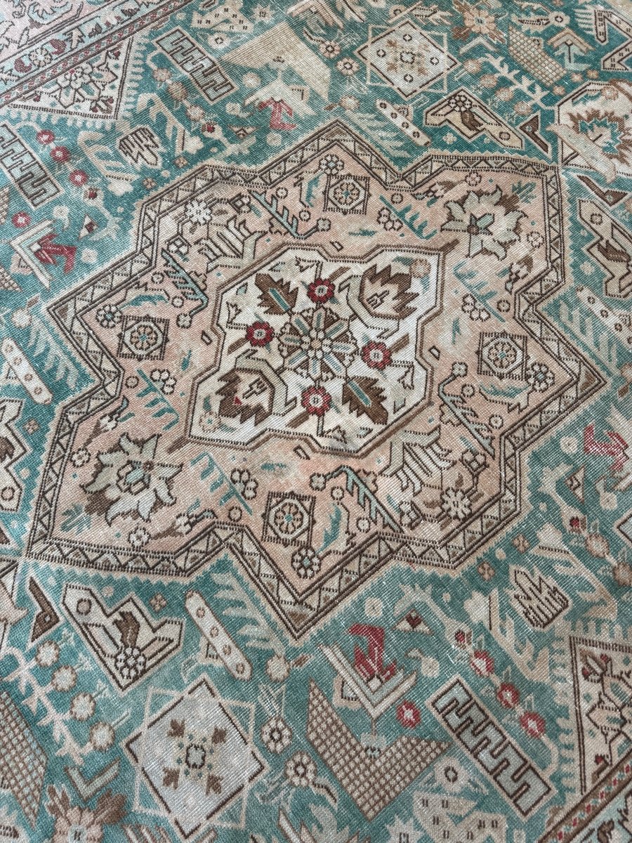 Persian Tabriz Heriz Rug | 6' 6" x 9' 6"