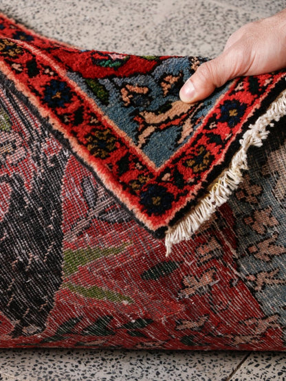 Persian Tabriz Rug | 3' 2” x 5' 11"