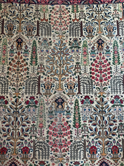 Persian Tabriz Rug | 6' 6" x 8' 10"