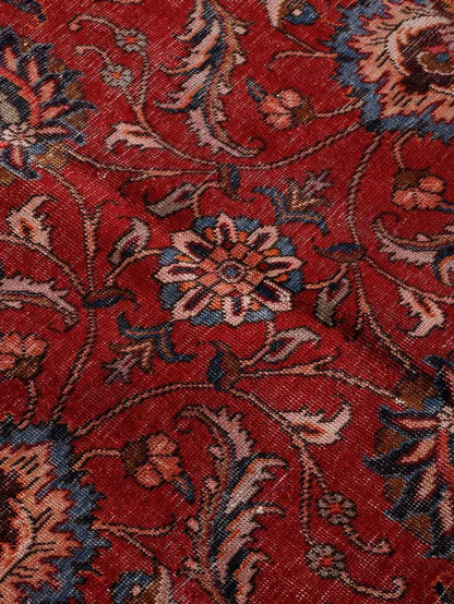 Persian Tabriz Rug | 7' 7” x 10' 10"