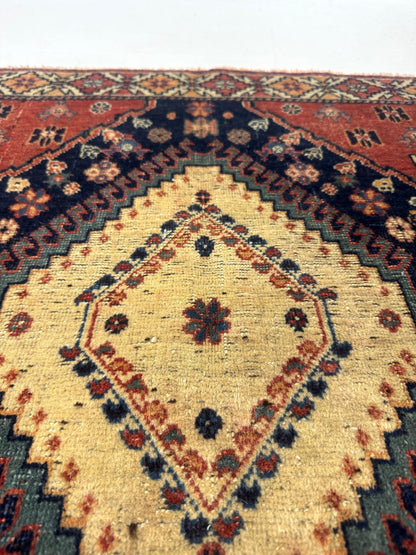 Persian Yalameh Rug | 3' 1” x 4' 6"