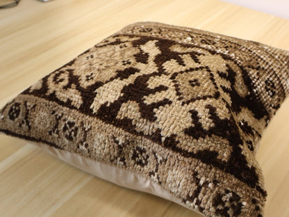 Pillow No. 026 | 16" x 16"