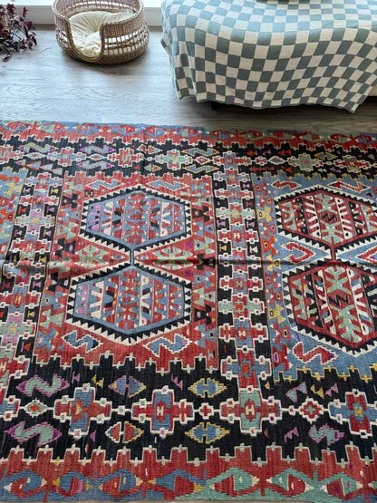 Turkish Uşak Eşme Kilim | 5' 7" x 10'