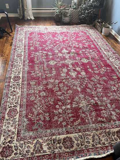 Turkish Ushak Rug | 10' x 7'