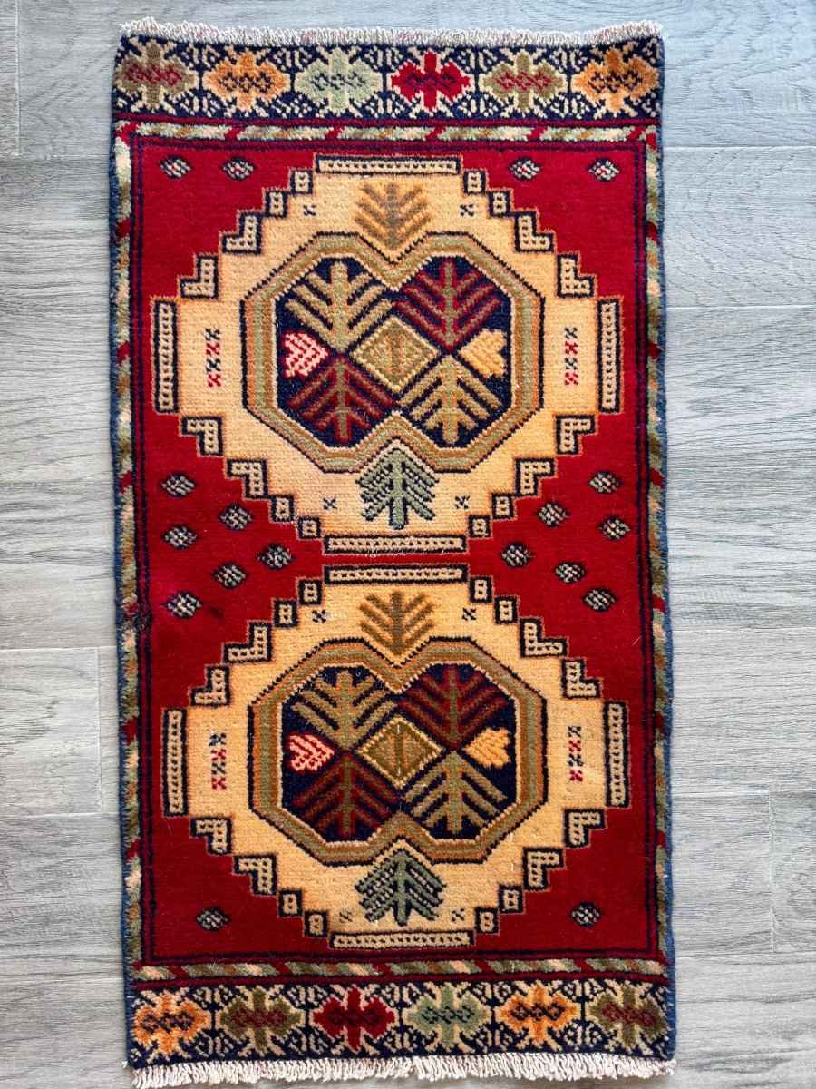 Turkmen Mini Rug | 1' 5" x 2' 7"