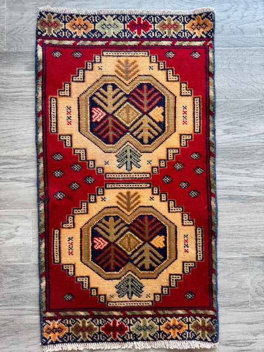 Turkmen Mini Rug | 1' 5" x 2' 7"