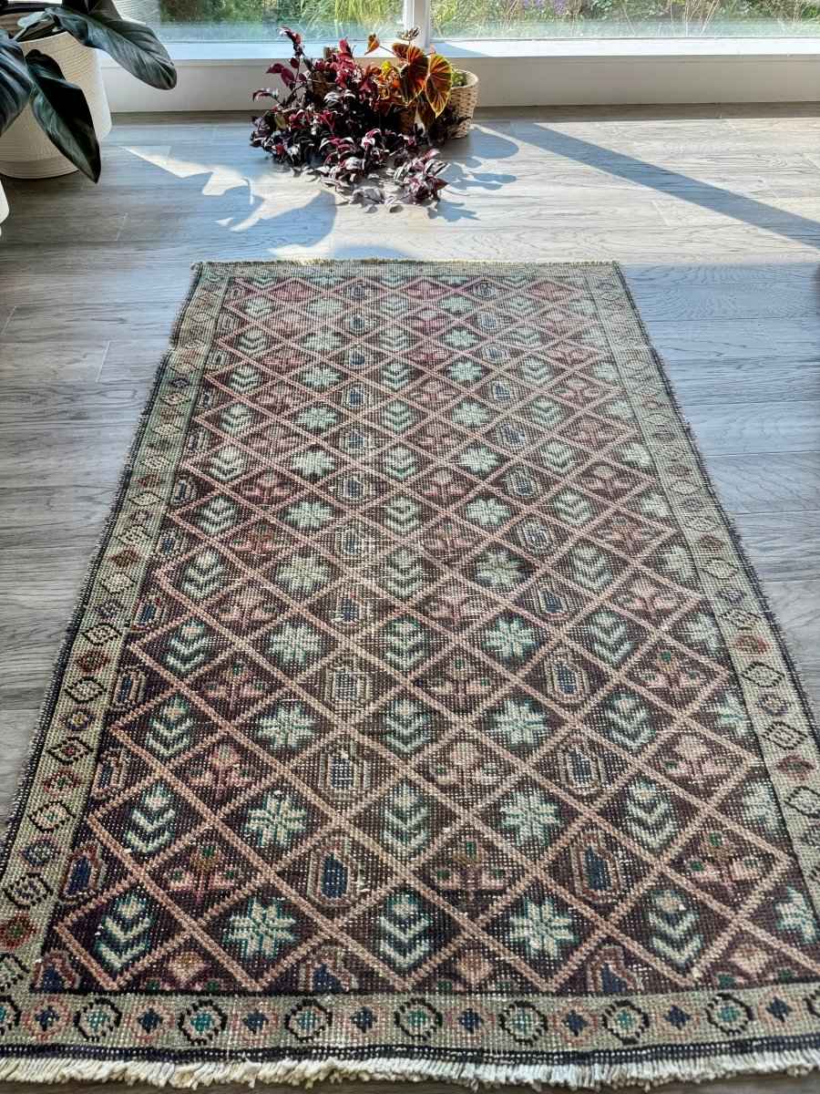 Vintage Tabriz Rug | 2' 11" x 4' 6"