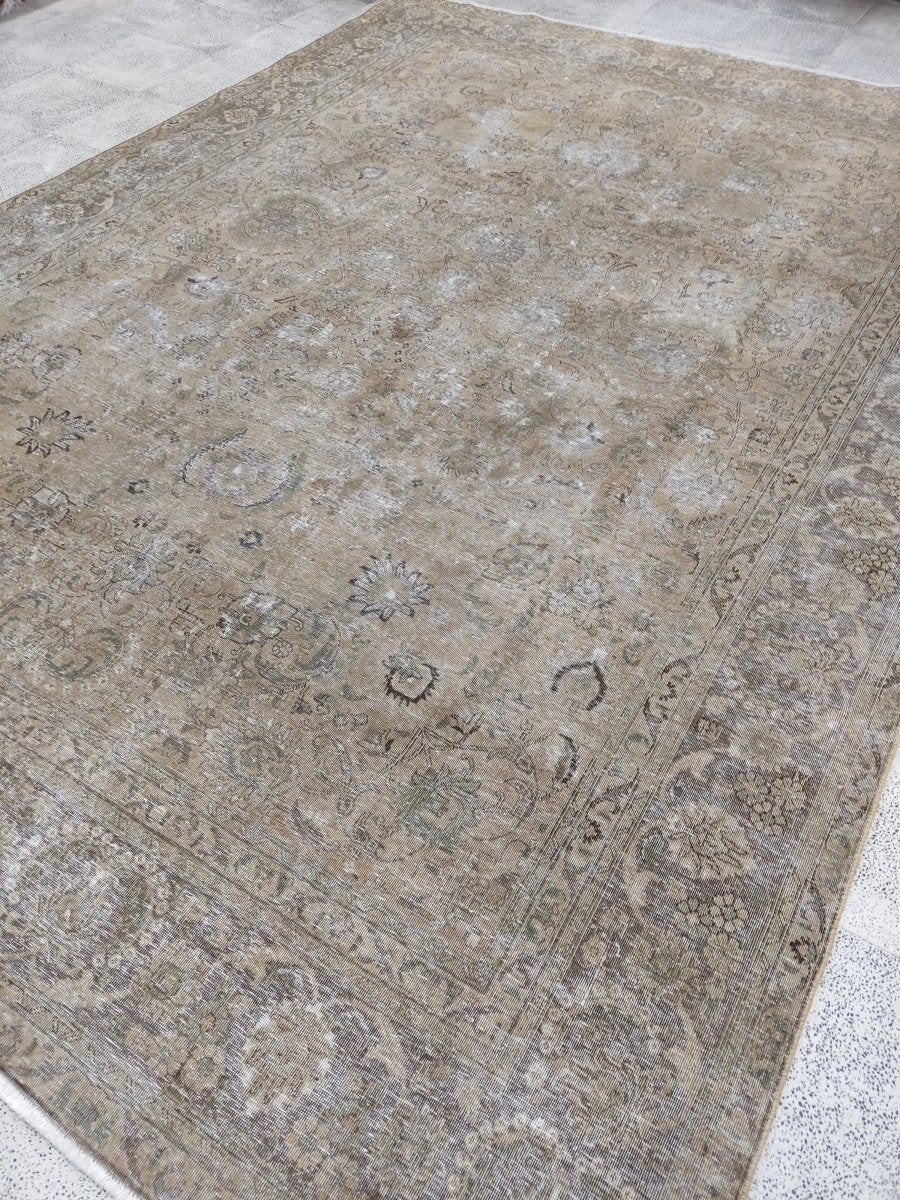 Vintnge Tabriz Rug |  9' 2" x 12' 11"